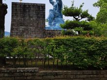 Peace statue from the side