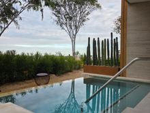 Suite plunge pool