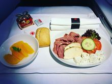 Light meal before landing
