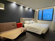 Superior room with airport view