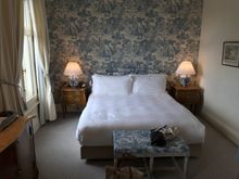 King bed