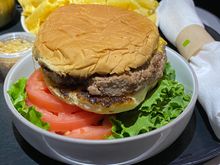 Cheeseburger … well done with lettuce and tomato.  Could have used some ketchup and more cheese … I ended up adding some of the mac&cheese to it.