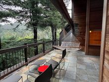 Suite balcony