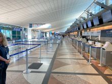 DEN UAL check in 