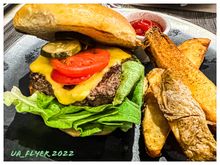 Polaris Burger -IAD