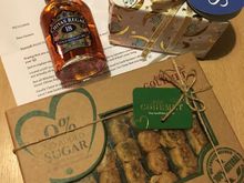 These are the gifts I got from Dogmatick :) Thanks a lot!