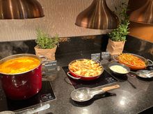 Executive lounge evening offerings 