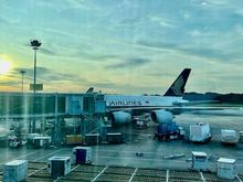 BUCKET LIST MOMENT #2 OF THE DAY: A380 First Class Suites