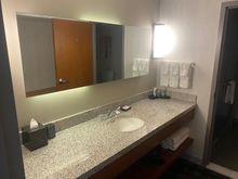 Loews Hollywood Hotel Junior King Suite Bathroom