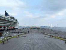Cruise ship terminal