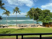 I awake to this agreeable view at the Marriott Merlin Beach. 