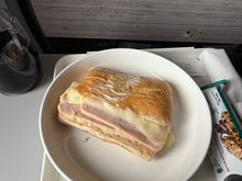 Breakfast was a hot sandwich at those tasty quinoa bars 