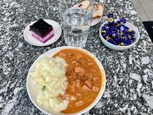 Schengen lounge lunch