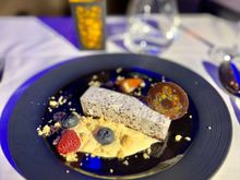 Black sesame cheesecake - 10/10