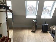Upon entry in the room you are greeted by nice light fall 