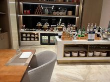 Lounge offerings. Large very quiet executive lounge