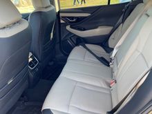 Rear seat legroom 