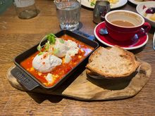 A la carte - shakshuka (good but not excellent)