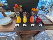 Breakfast buffet juices 