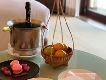 Lastly since my Ambassador notified the hotel, Tong surprised us with a bottle of pressco and dessert