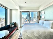 Premium Scramble Cross View Room