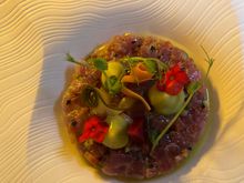 Beef Tartare & Truffle O
Hand-cut beef tenderloin, truffle, black olive, tomato, fresh basil, mustard 280K