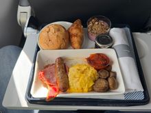 BA586 LHR-LIN breakfast. Good as always.