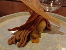 "Mont-Blanc" with chesnut mousse ('creme de marrons')