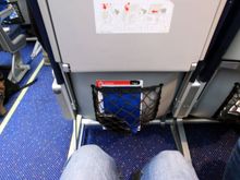 Fokker 70 exit row leg-room