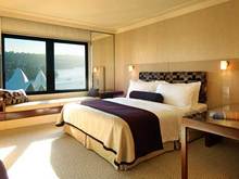 Opera House View room