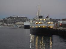 Ship harbor