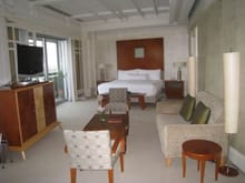 Fairmont Singapore Penthouse Suite