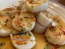 Seared scallops with ponzu and furikake