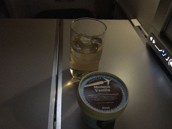 London-Tokyo, mid flight snack