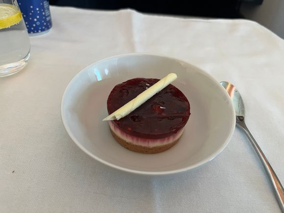 Cheesecake was very tasty.