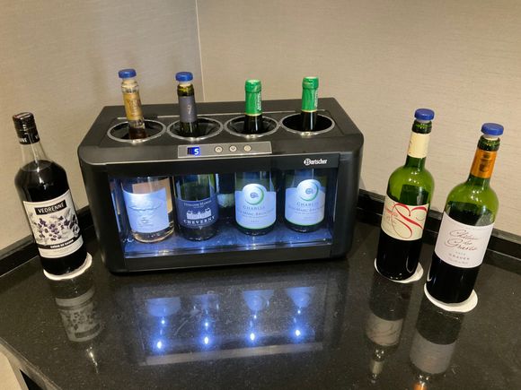 Besides the wines also champers is available