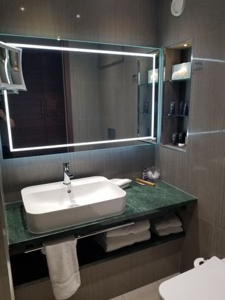 Square light up make-up/shaving mirror with a large well-lit regular mirror