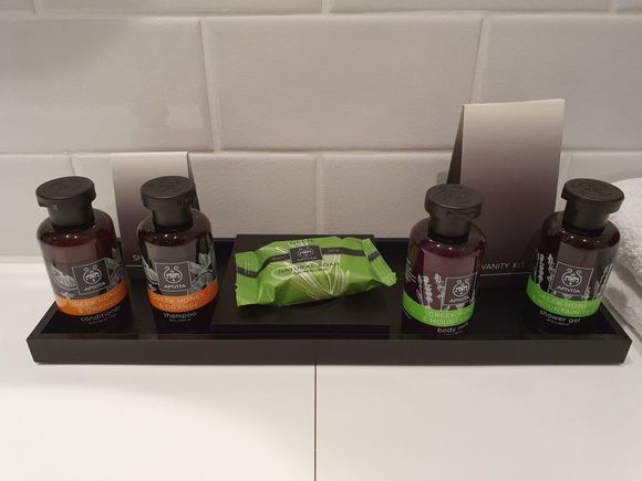 Bathroom toiletries