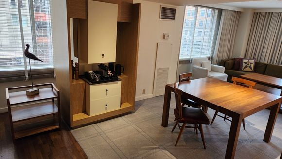 Georgetown Suite Table and Coffee station