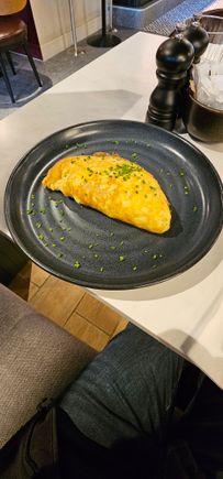 Cheese omelette