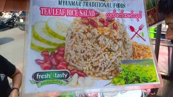 Found a Burmese food stall near Ratchaprarop....