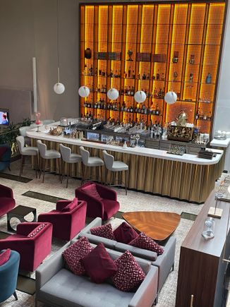 Lobby bar