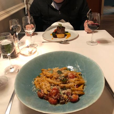 Pants went for a steak while I fancied something vegetarian so had the pasta 