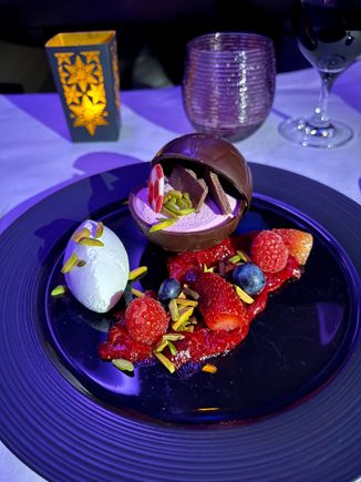Dark chocolate mousse ball
