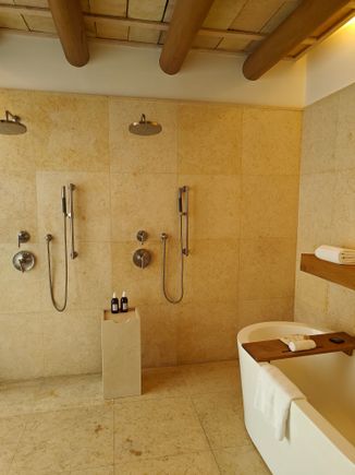 Shower/Bath