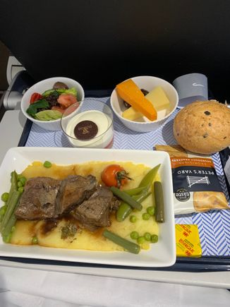 Another vote for the beef cheeks, from last Friday’s LHR to LPA. The dessert, cheese and bread were all good too. The starter was too small to bother with tho, really. 

Pillows and blankets at every CE seat. Champagne from full size bottles, with top ups available whenever requested…