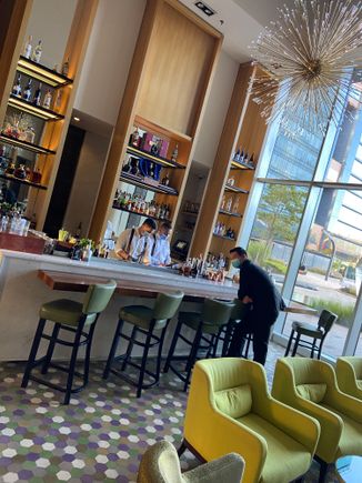 Lobby bar 