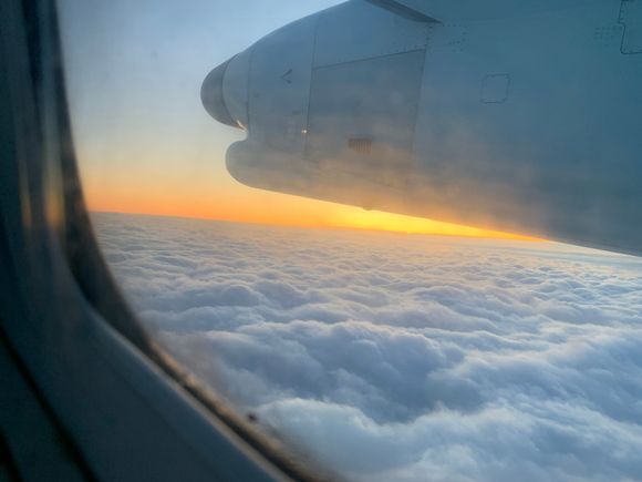 Sunrise on AC7952