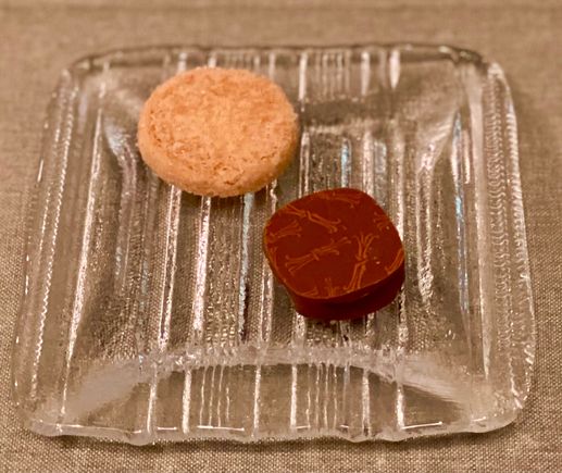 Vanilla shortbread & osmanthus 