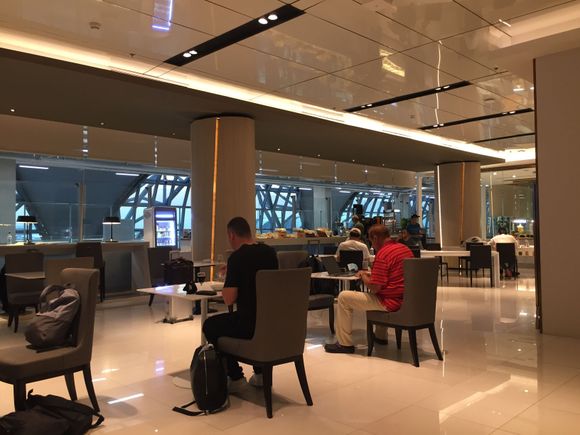 only lounge open for Finnair